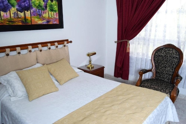 Hotel Bolivar Plaza Manizales (Manizales )